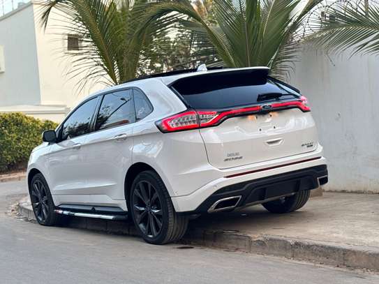Ford edge sport image 4