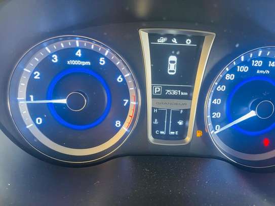 HYUNDAI GRANDEUR 2016 image 12