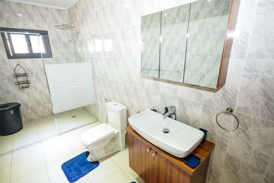 Appartement F5 meublé à Ngor Almadies image 7