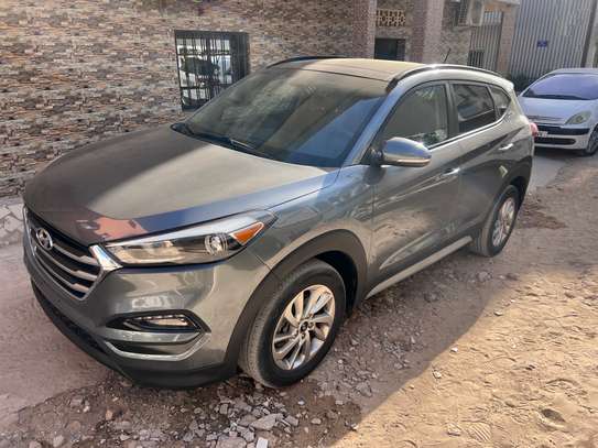 Hyundai Tucson Limited image 4