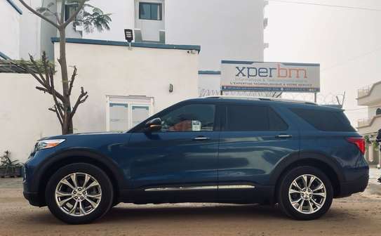 Ford Explorer image 5