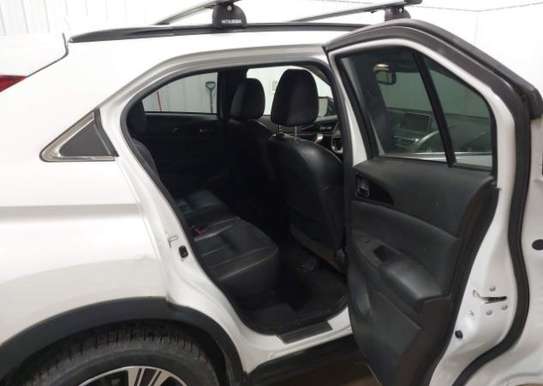 MITSUBISHI ECLIPSE CROSS /SEL 2018 image 7