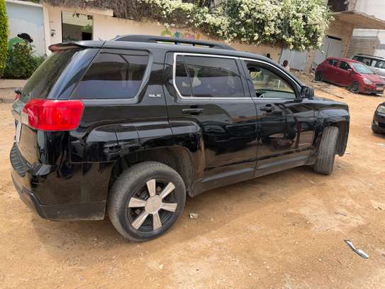 GMC TERRAIN image 6