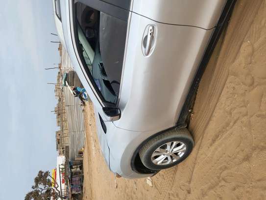 Nissan rogue 2016 4x4 AWD image 6