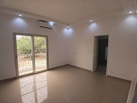 Appartement à louer aux Almadies image 6