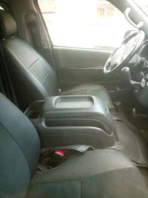 Toyota hiace 2016 image 9