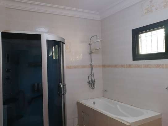 Très joli appartement à louer au Point E image 10