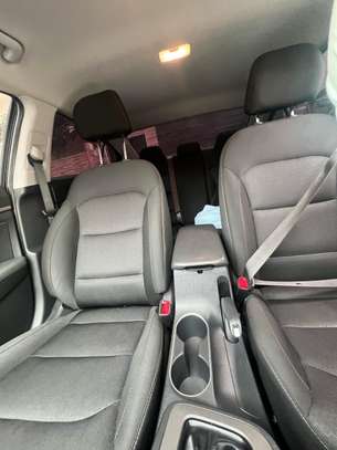 HYUNDAI ELANTRA 2017 image 9