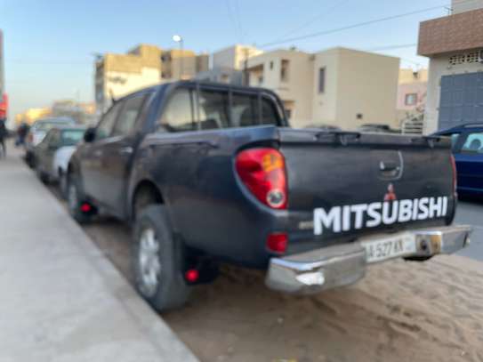 Mitsubishi image 4