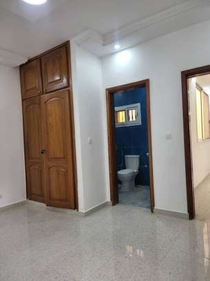 Belle villa lumineux a louer a Mermoz image 3