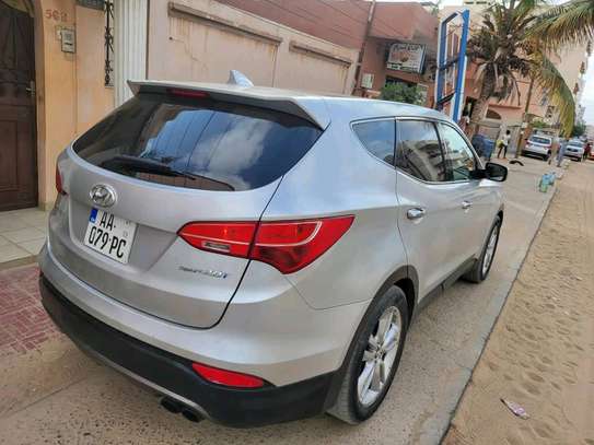 Hyundai santa fe full options image 4