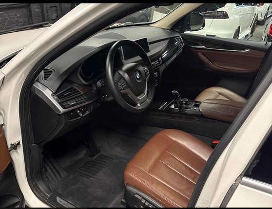 BMW X5 2016 image 12