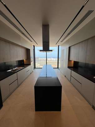 F6 haut standing à louer sur la corniche vue Mer image 13