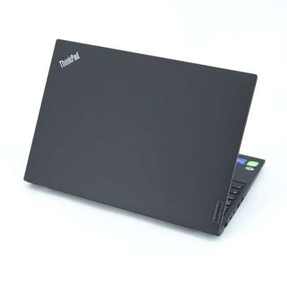 Lenovo ThinkPad P16s Gen1 image 4