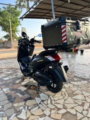 Yamaha n Max 2020 image 5