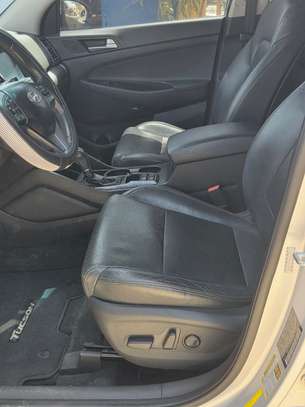 Hyundai Tucson limited 1,6T image 7