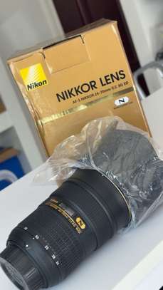 Objectif Nikon 24-70 2.8 série N image 4