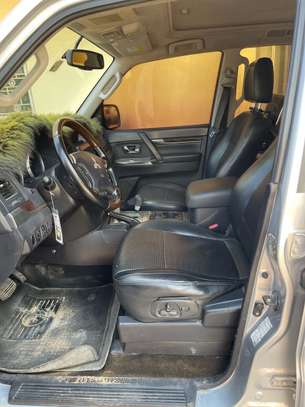 mitsubishi pajero image 12