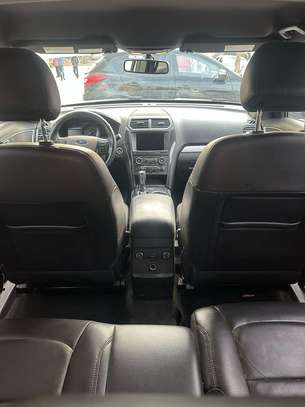 Ford Explorer XLT 2017 image 5