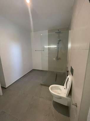 Appartement en duplex  à louer aux Almadies image 6