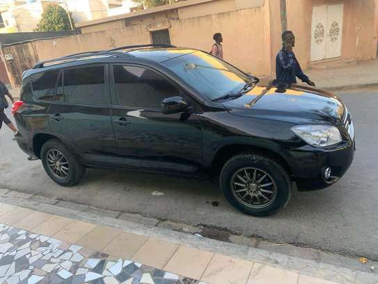 TOYOTA RAV4 image 4