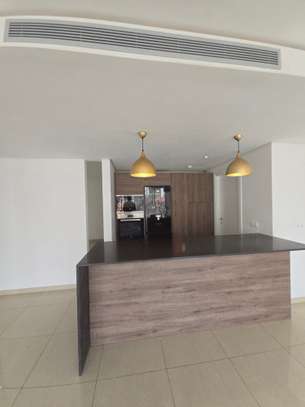 Duplex F4 Corniche Mermoz image 2