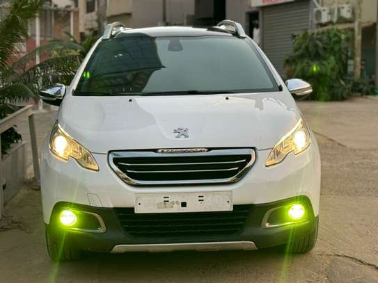 PEUGEOT 2008 image 1