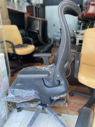 Chaise de bureau image 10