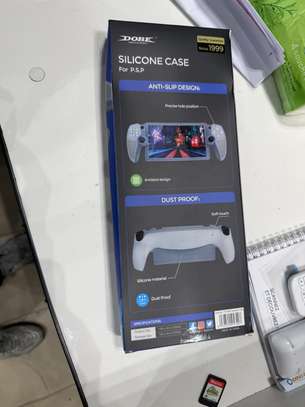 Pochette silicone PlayStation 5 portal image 4