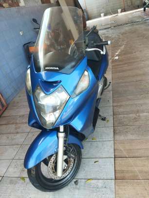Je bassarde se joly honda silver 600 avec carta grise image 1
