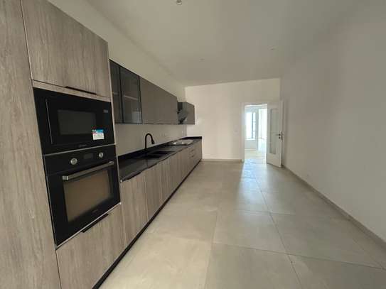 Bel appartement aux Almadies proche Casino Dakar City image 5