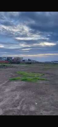 Terrain 5000m2 aux Almadies image 3