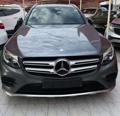 Mercedes-Benz GLC 250 d AMG Line image 11