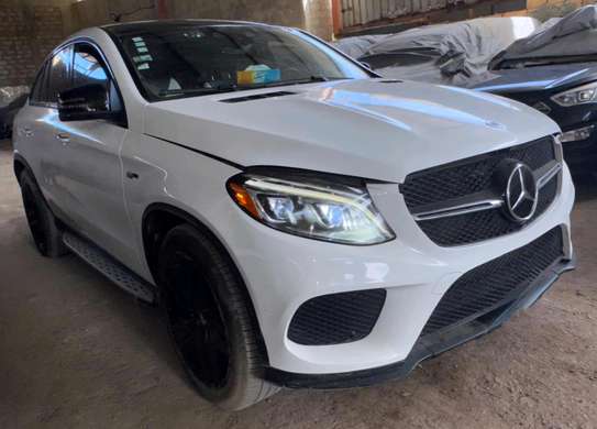 Mercedes GLE43 image 1
