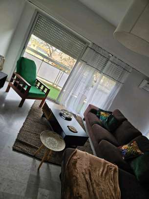 LUMINEUX APPARTEMENT F4 A LOUER À PLATEAU image 2