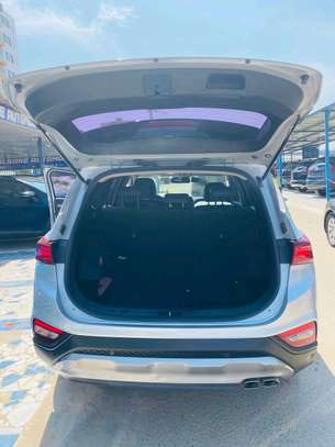 Hyundai santafe 18 19 image 6