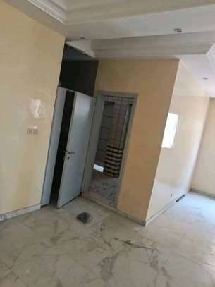 Plateau de Bureaux à Louer Fenêtre Mermoz image 4