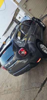 Renault Duster image 3