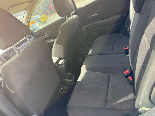 Honda H-RV Awd 2016 image 9