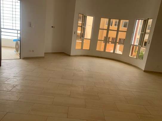 Villa r+1 à louer ngor Almadi image 6