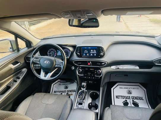 HYUNDAI SANTA FE 2019 image 13