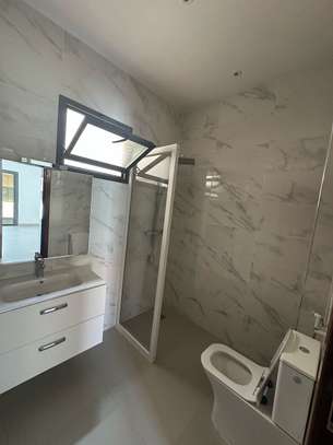 Appartement f4 neuf à louer aux Mamelles image 7