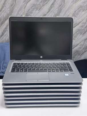 Hp EliteBook gris argenté 840 G3 Core i5 6ème Génération image 1