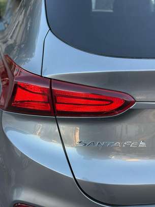 HYUNDAI SANTAFÉ 2019 image 11