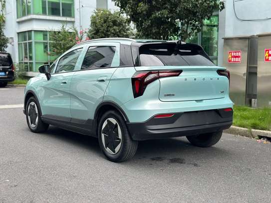 100 % électrique  Geely Geometry E  2023 image 9