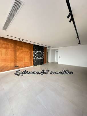 Appartement à louer – Résidence Opéra, Corniche des Almadies image 7