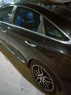 Hyundai sonata image 4