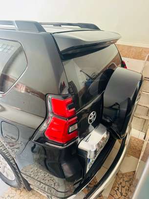 Toyota Prado 2017 image 3