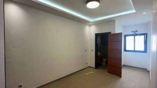 Appartement 3 chambes salon derrière Onomo (150m2) image 10