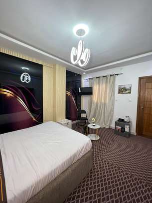 Belle et spacieuse chambre au Point E image 9